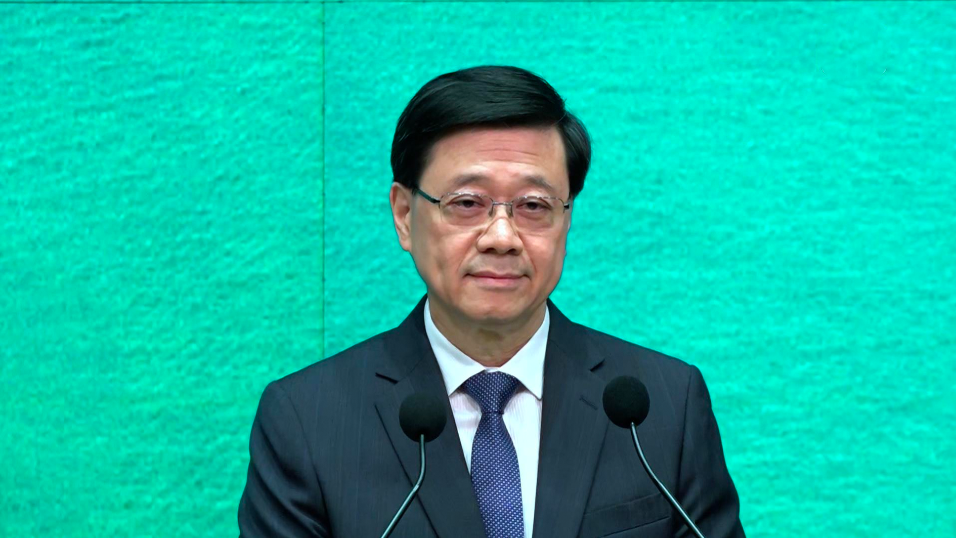 香港特首什么级别